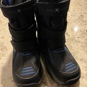 Zero Xposur Kid’s Waterproof Boots Size 13